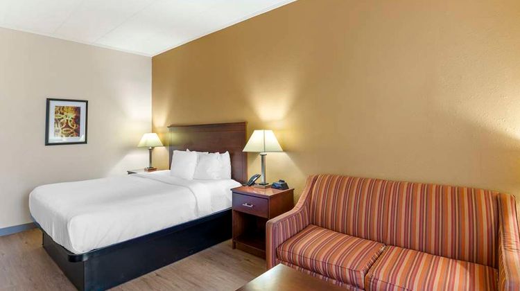 Best Western Plus Governors Inn Room