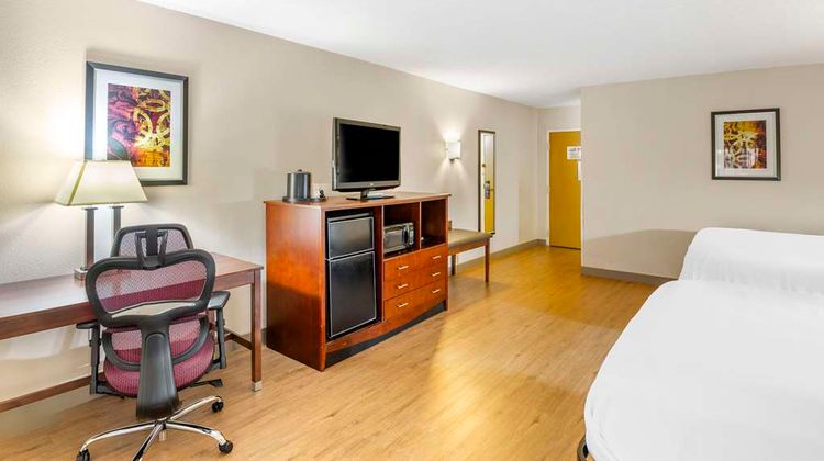 Best Western Plus Governors Inn Room