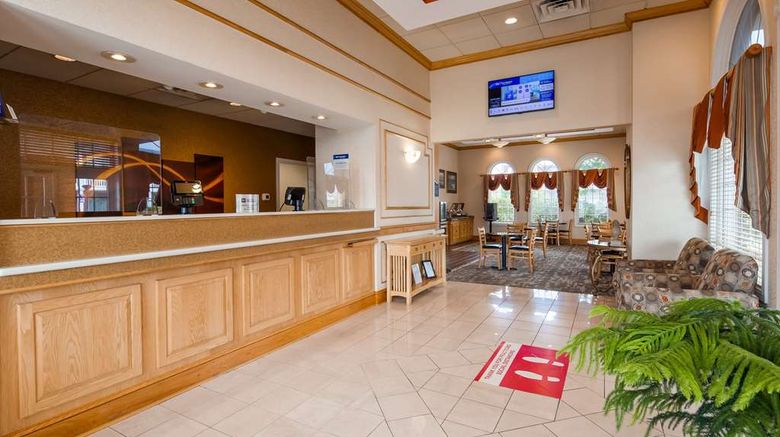<b>Best Western Fredericksburg Lobby</b>. Images powered by <a href="https://iceportal.shijigroup.com/" title="IcePortal" target="_blank">IcePortal</a>.