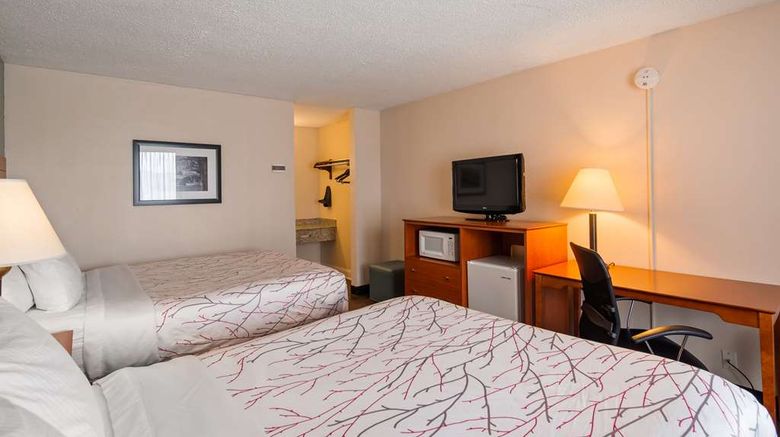 <b>Best Western Fredericksburg Room</b>. Images powered by <a href="https://iceportal.shijigroup.com/" title="IcePortal" target="_blank">IcePortal</a>.
