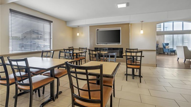 <b>Best Western Center Inn Restaurant</b>. Images powered by <a href="https://iceportal.shijigroup.com/" title="IcePortal" target="_blank">IcePortal</a>.