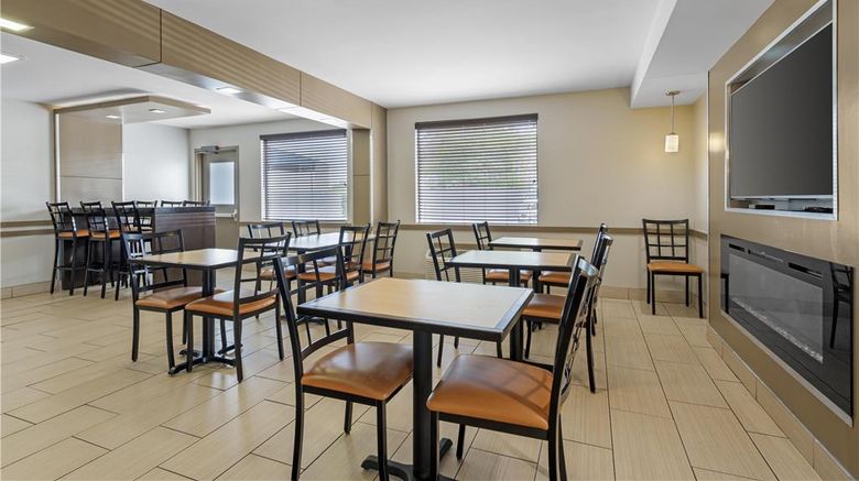 <b>Best Western Center Inn Restaurant</b>. Images powered by <a href="https://iceportal.shijigroup.com/" title="IcePortal" target="_blank">IcePortal</a>.