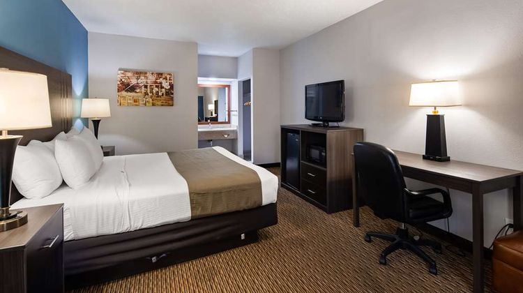 Best Western Emporia Room