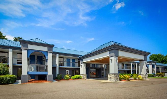 Best Western Emporia Exterior