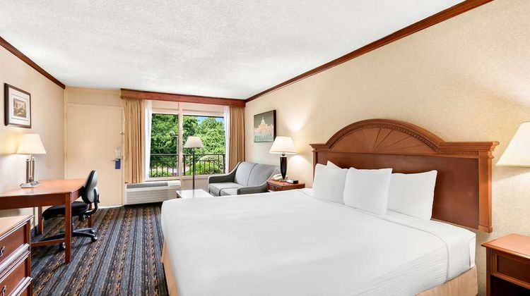Best Western Fairfax Room