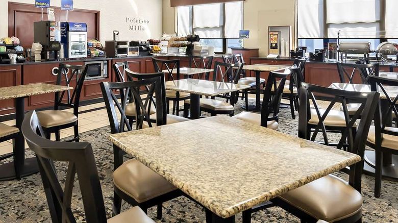 <b>Best Western Potomac Mills Restaurant</b>. Images powered by <a href="https://iceportal.shijigroup.com/" title="IcePortal" target="_blank">IcePortal</a>.