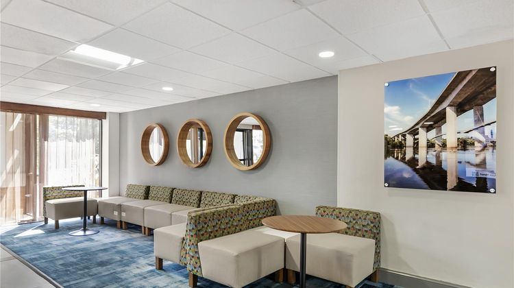 Best Western Executive Hotel Lobby