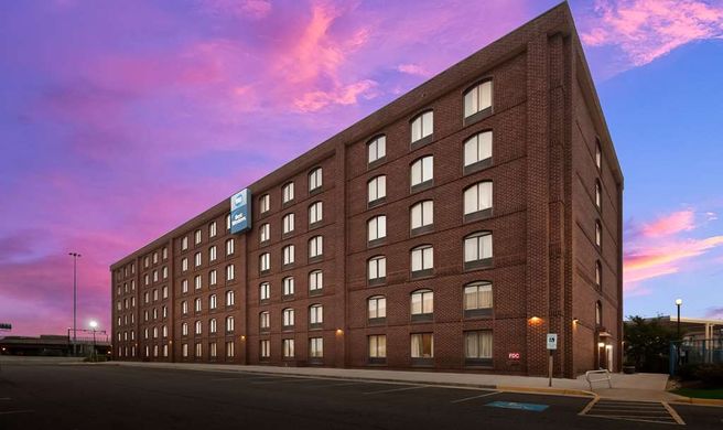 Best Western Springfield Exterior