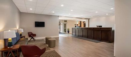 Best Western Springfield Lobby