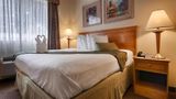 Best Western Plus Newport News Inn Room