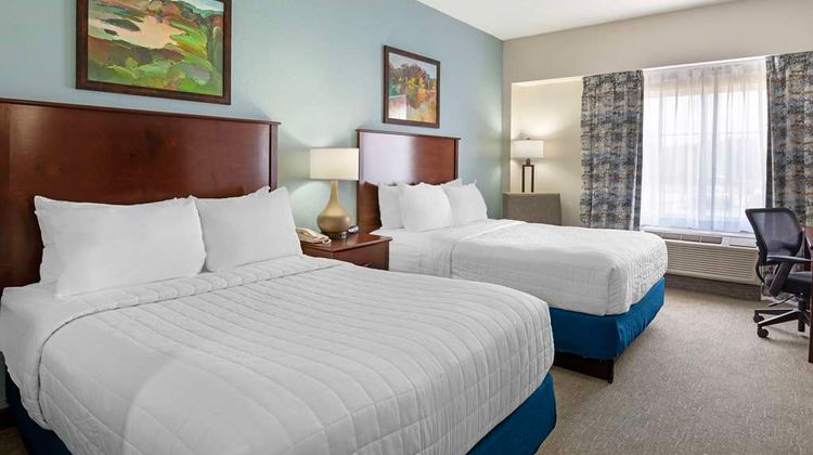 Best Western Plus Crossroads Inn & Suite Room
