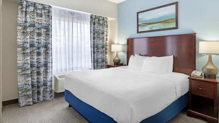 Best Western Plus Crossroads Inn & Suite Room