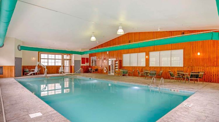 Best Western Plus Crossroads Inn & Suite Pool