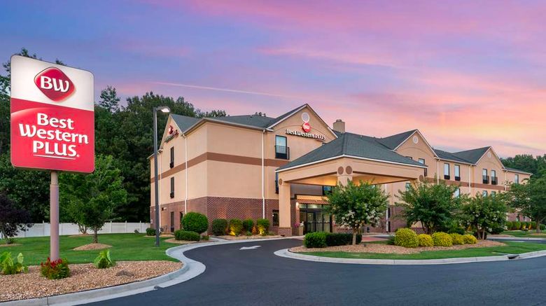<b>Best Western Plus Hopewell Inn Exterior</b>. Images powered by <a href="https://iceportal.shijigroup.com/" title="IcePortal" target="_blank">IcePortal</a>.