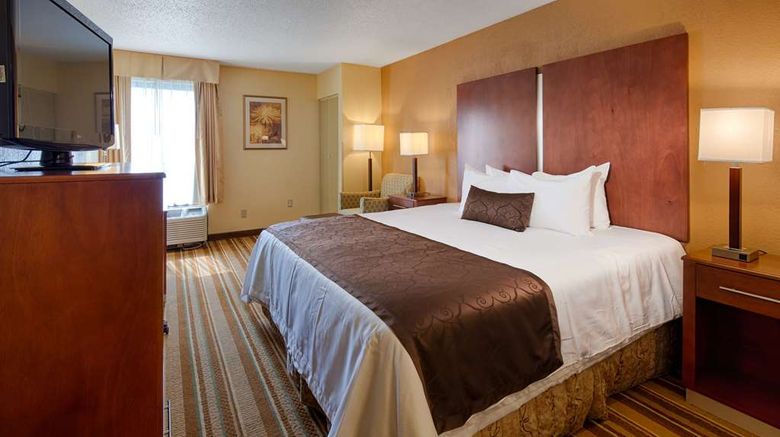 <b>Best Western Plus Richmond Airport Hotel Room</b>. Images powered by <a href="https://iceportal.shijigroup.com/" title="IcePortal" target="_blank">IcePortal</a>.