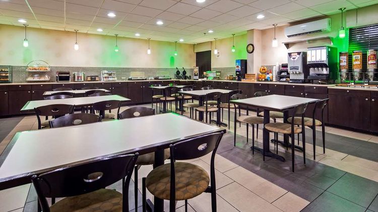 Best Western Plus Richmond Airport Hotel Restaurant