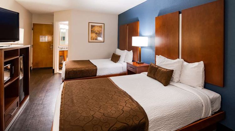 Best Western Plus Richmond Airport Hotel Room