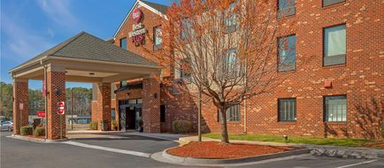 Best Western Plus Glen Allen Inn Exterior