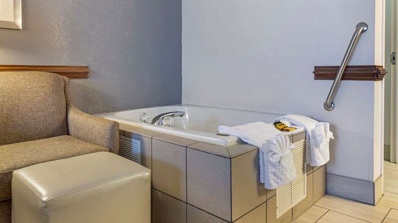 <b>Best Western Plus South Hill Inn Room</b>. Images powered by <a href="https://iceportal.shijigroup.com/" title="IcePortal" target="_blank">IcePortal</a>.