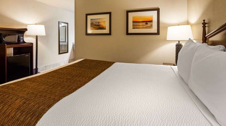 Best Western Lakewood Room