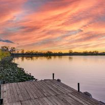 Best Western Plus Lake Front Hotel