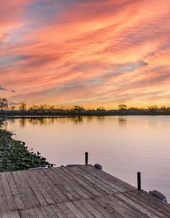Best Western Plus Lake Front Hotel