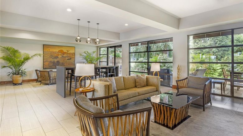 <b>Best Western Plus Plaza by the Green Lobby</b>. Images powered by <a href="https://iceportal.shijigroup.com/" title="IcePortal" target="_blank">IcePortal</a>.