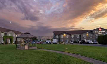 Best Western Plus Inn at Horse Heaven