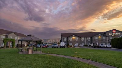 Best Western Plus Inn at Horse Heaven