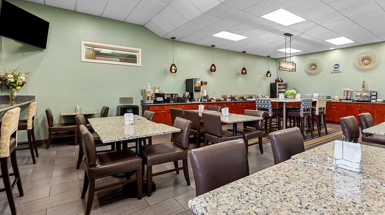 <b>Best Western Cascadia Inn Restaurant</b>. Images powered by <a href="https://iceportal.shijigroup.com/" title="IcePortal" target="_blank">IcePortal</a>.