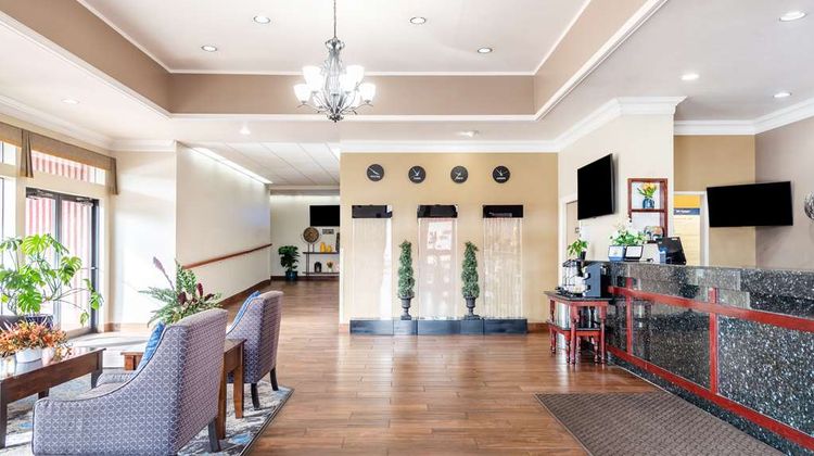 Best Western Cascadia Inn Lobby