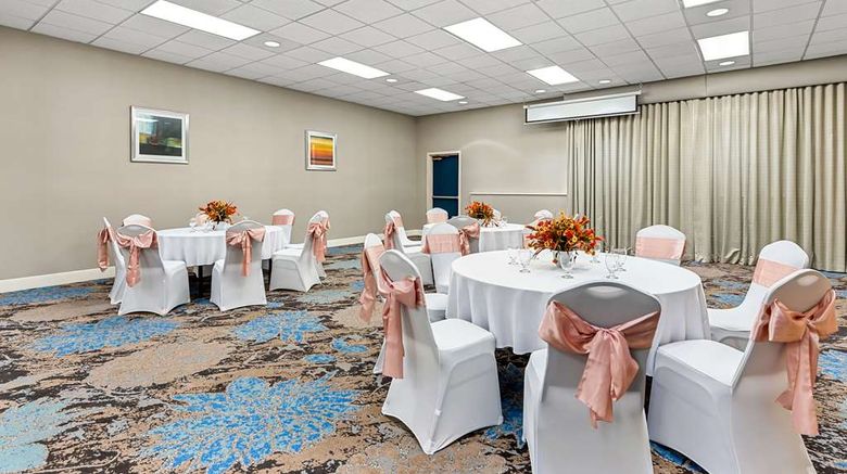 <b>Best Western Cascadia Inn Meeting</b>. Images powered by <a href="https://iceportal.shijigroup.com/" title="IcePortal" target="_blank">IcePortal</a>.