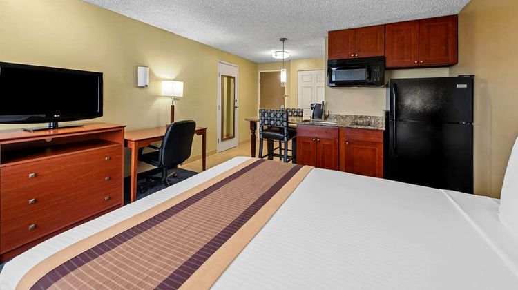 Best Western Cascadia Inn Room