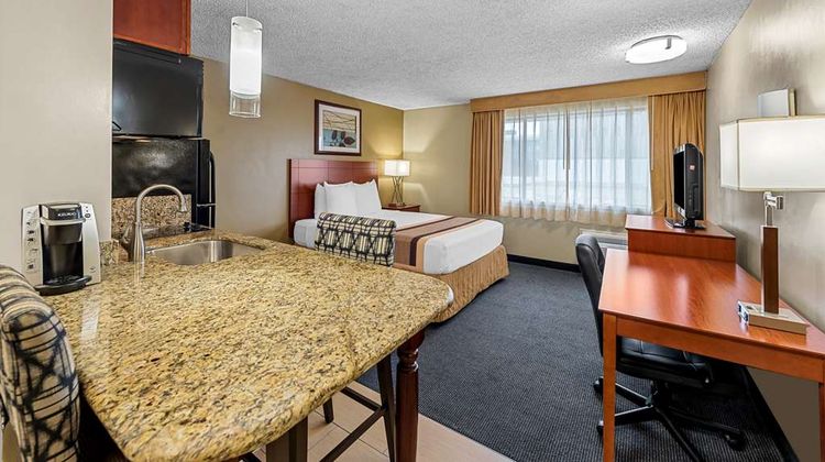 Best Western Cascadia Inn Room
