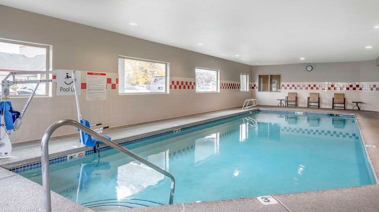 <b>Best Western Plus Peppertree Airport Inn Pool</b>. Images powered by <a href="https://iceportal.shijigroup.com/" title="IcePortal" target="_blank">IcePortal</a>.