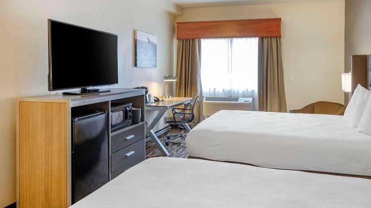 Best Western Plus Peppertree Airport Inn Room