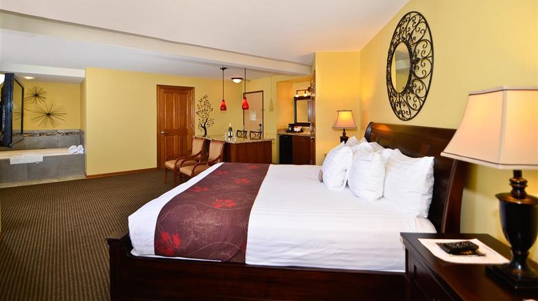 <b>Best Western Plus Kennewick Inn Suite</b>. Images powered by <a href="https://iceportal.shijigroup.com/" title="IcePortal" target="_blank">IcePortal</a>.