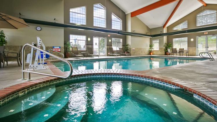 Best Western Plus Kennewick Inn Pool