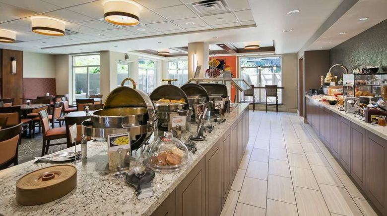 <b>Best Western Plus Kennewick Inn Restaurant</b>. Images powered by <a href="https://iceportal.shijigroup.com/" title="IcePortal" target="_blank">IcePortal</a>.