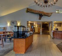 Best Western Wesley Inn & Suites Lobby