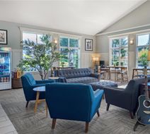 Best Western Wesley Inn & Suites Lobby