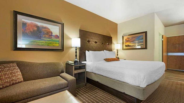 <b>Best Western Plus Lincoln Hotel Room</b>. Images powered by <a href="https://iceportal.shijigroup.com/" title="IcePortal" target="_blank">IcePortal</a>.