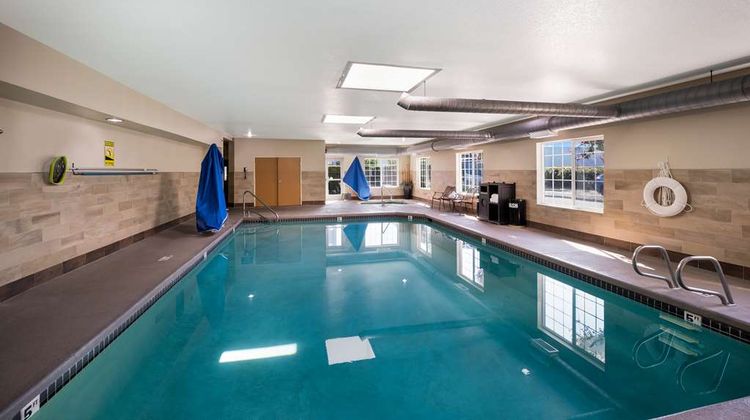 Best Western Plus Peppertree Auburn Inn Pool