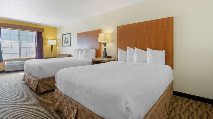 Best Western Plus Park Place Inn & Suite Room