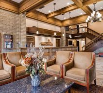 Best Western Plus Ahtanum Inn Lobby