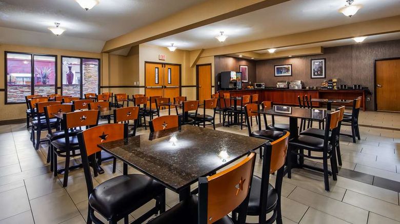<b>Best Western Plus Vancouver Mall Drive Restaurant</b>. Images powered by <a href="https://iceportal.shijigroup.com/" title="IcePortal" target="_blank">IcePortal</a>.
