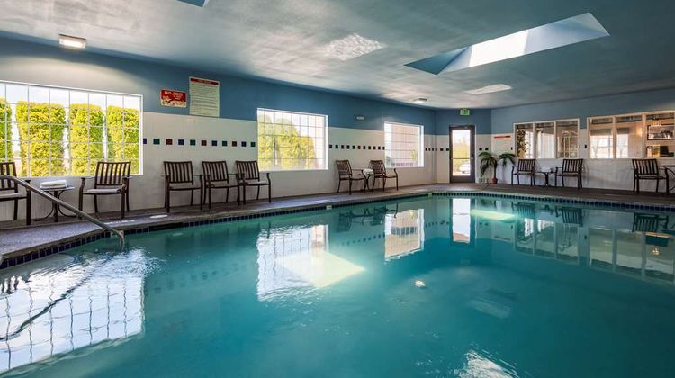 Best Western Plus Liberty Lake Inn Pool