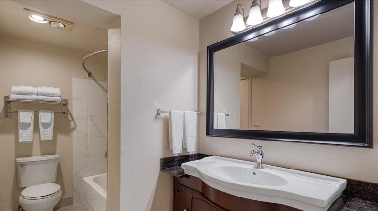 <b>Best Western Alderwood Suite</b>. Images powered by <a href="https://iceportal.shijigroup.com/" title="IcePortal" target="_blank">IcePortal</a>.