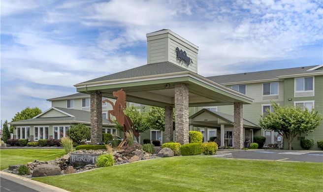 Best Western Bronco Inn Exterior