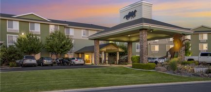 Best Western Bronco Inn Exterior